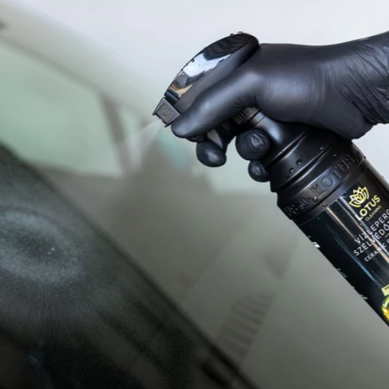 Water-Repellent Windshield Cleaner Spray 600ml