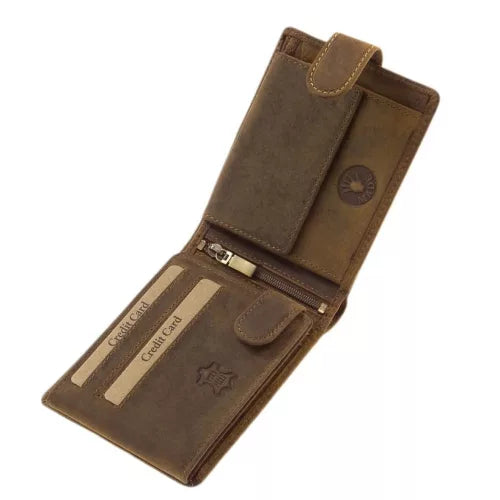 Leather Wallet with Hunting Motif – Rustic Brown
